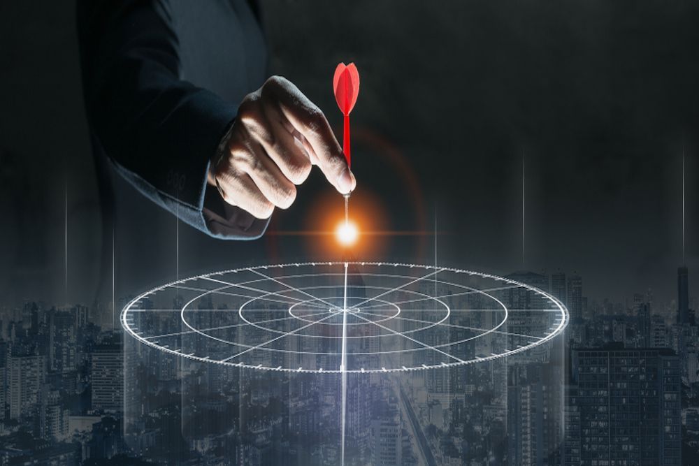 Identifies-the-target-in-the-headline